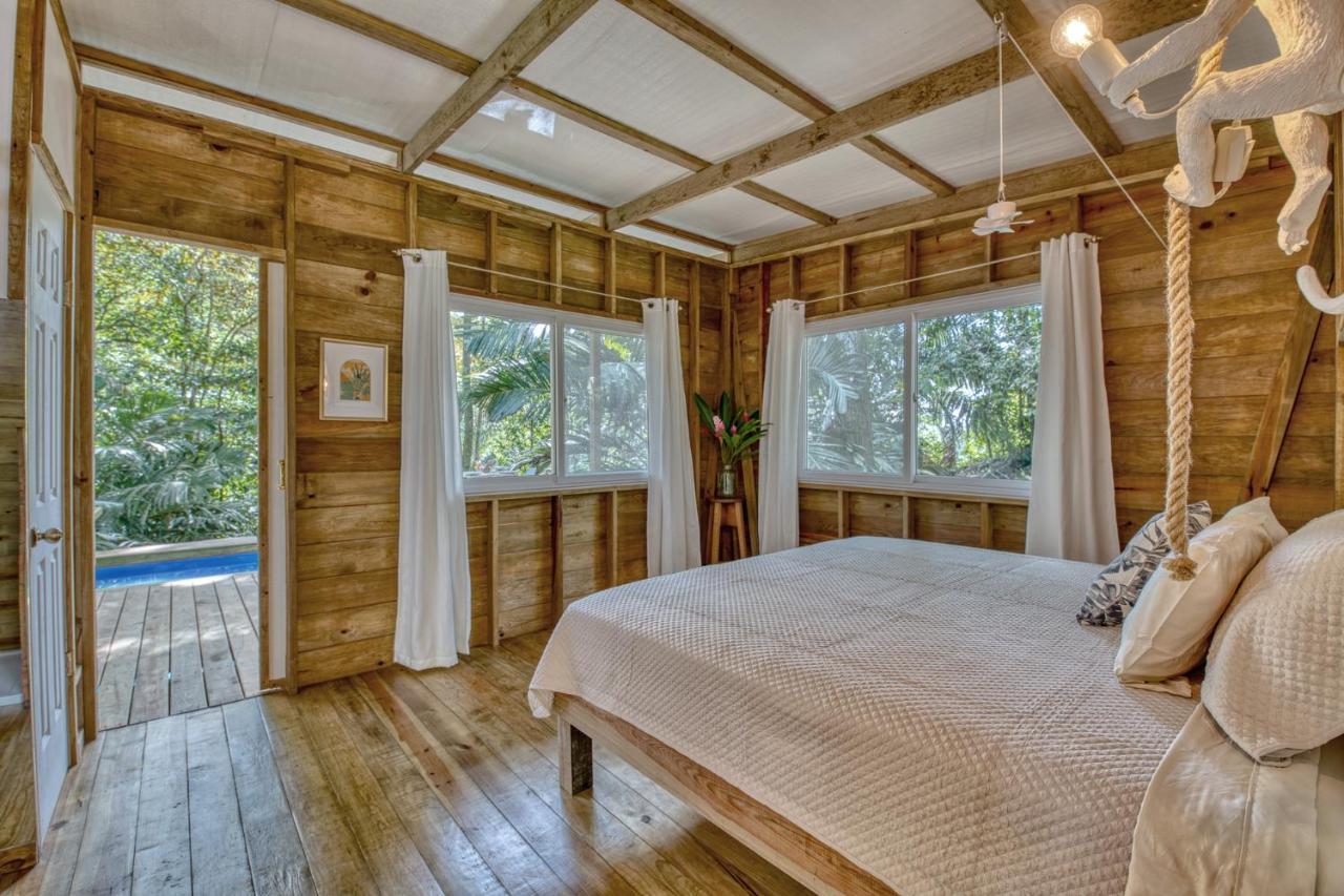 Вилла Monkey Tiny House - Private Swimming Pool Big Bight Экстерьер фото