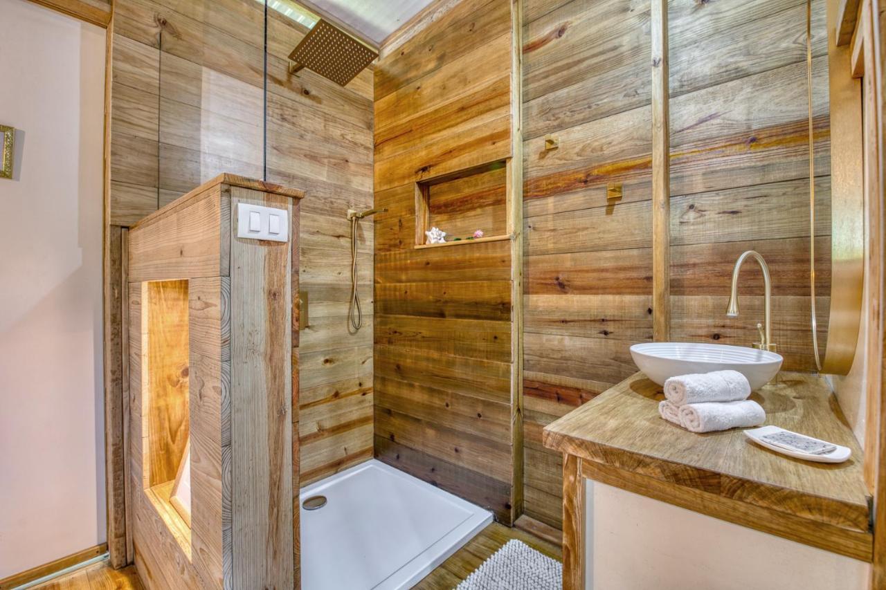 Вилла Monkey Tiny House - Private Swimming Pool Big Bight Экстерьер фото