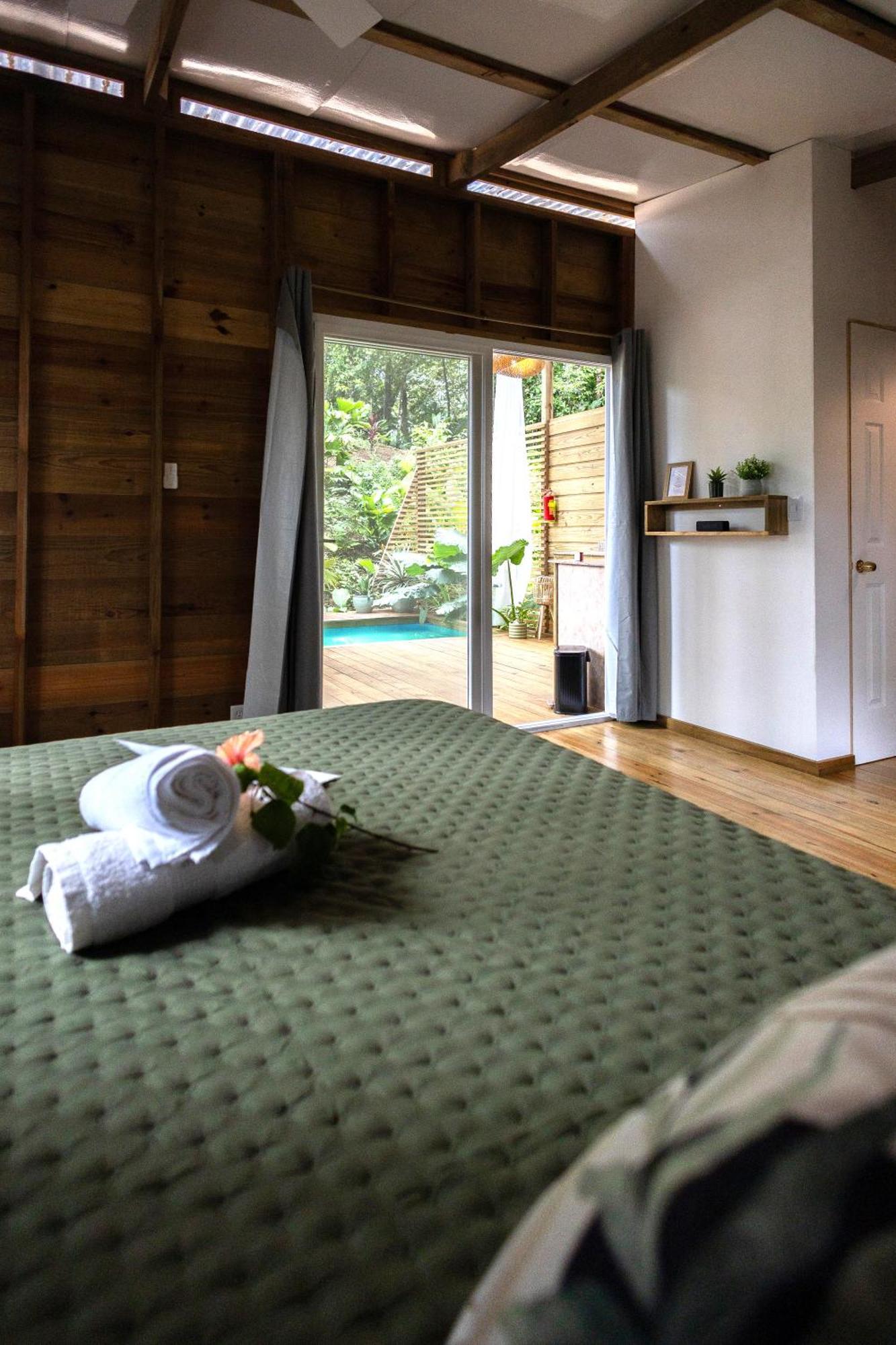 Вилла Monkey Tiny House - Private Swimming Pool Big Bight Экстерьер фото